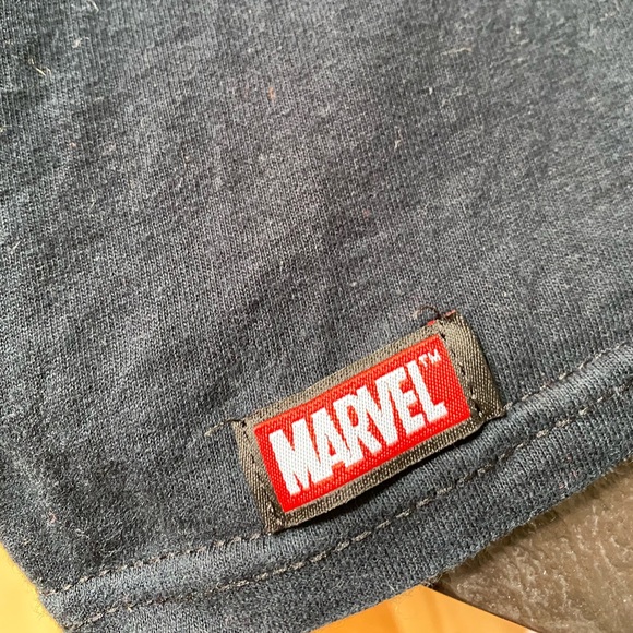 Universal Studio Hulk Graphic T-Shirt - Picture 6 of 9